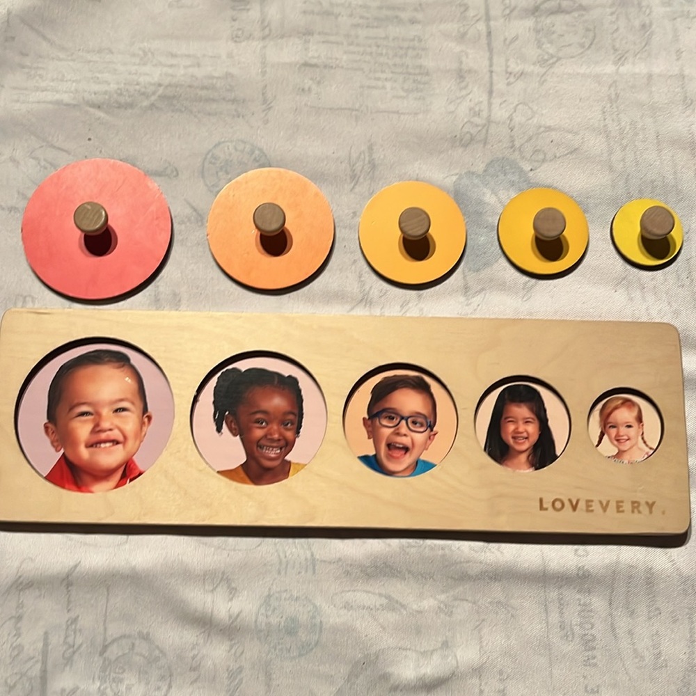 Lovevery circle of faces wooden puzzle
